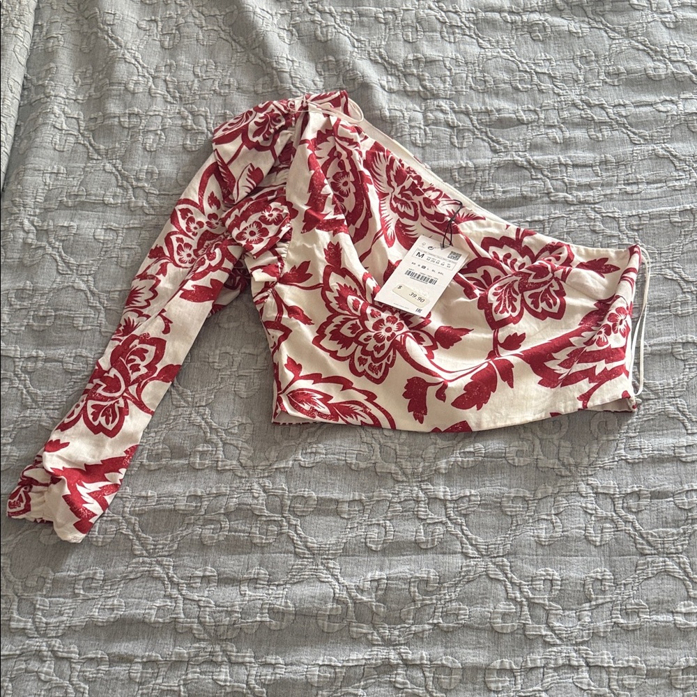 Zara Red and White Floral One-Shoulder Top